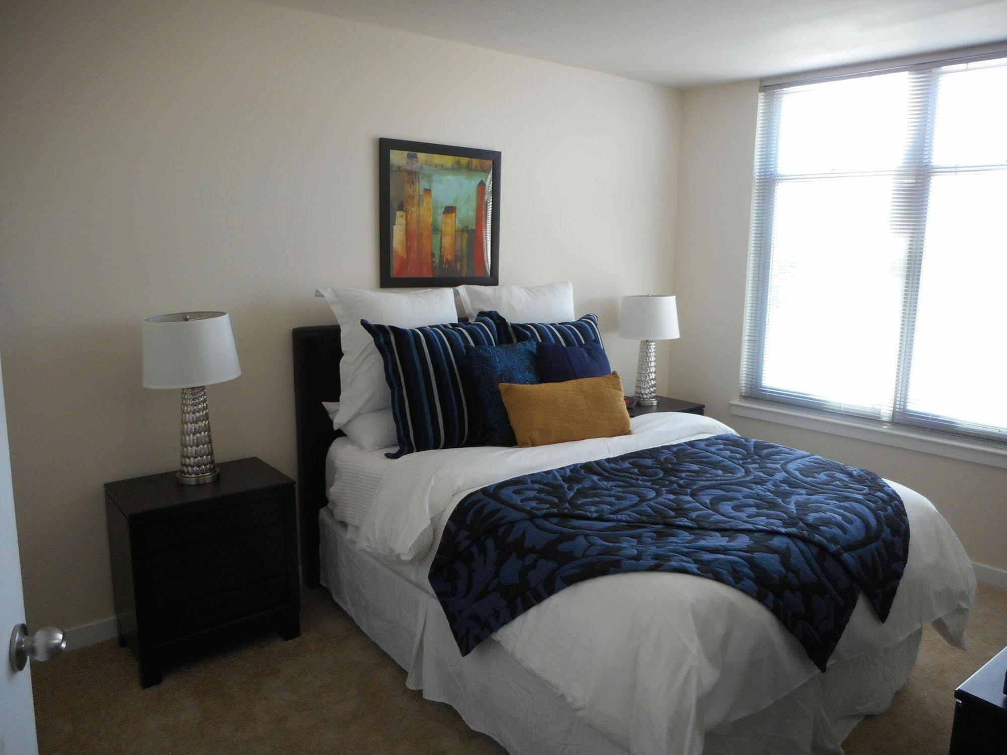 Weichert Suites At Wisconsin Place Chevy Chase Exteriör bild